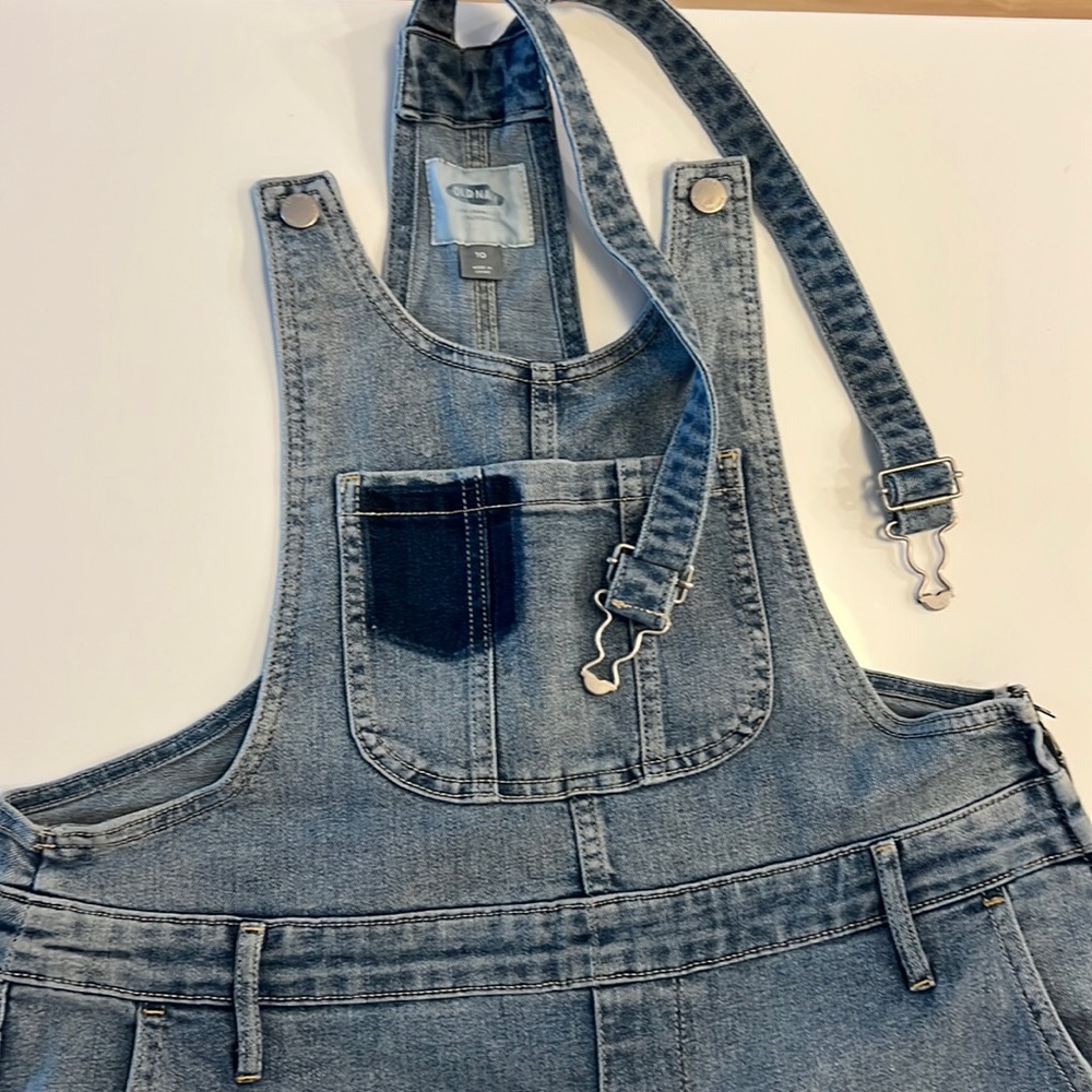 Old navy Dungary